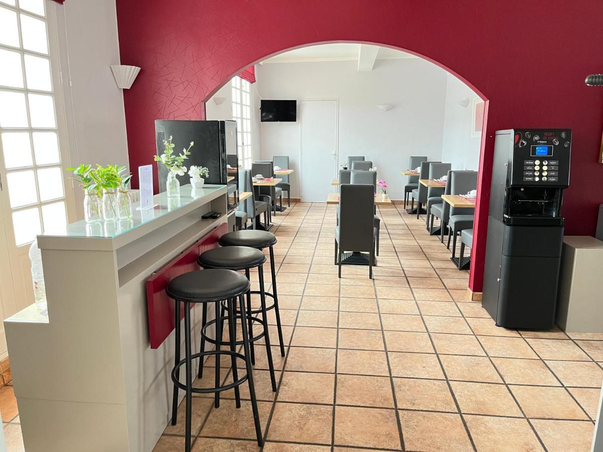 Logis Hotel L'Arche De Noe Ngoại thất bức ảnh