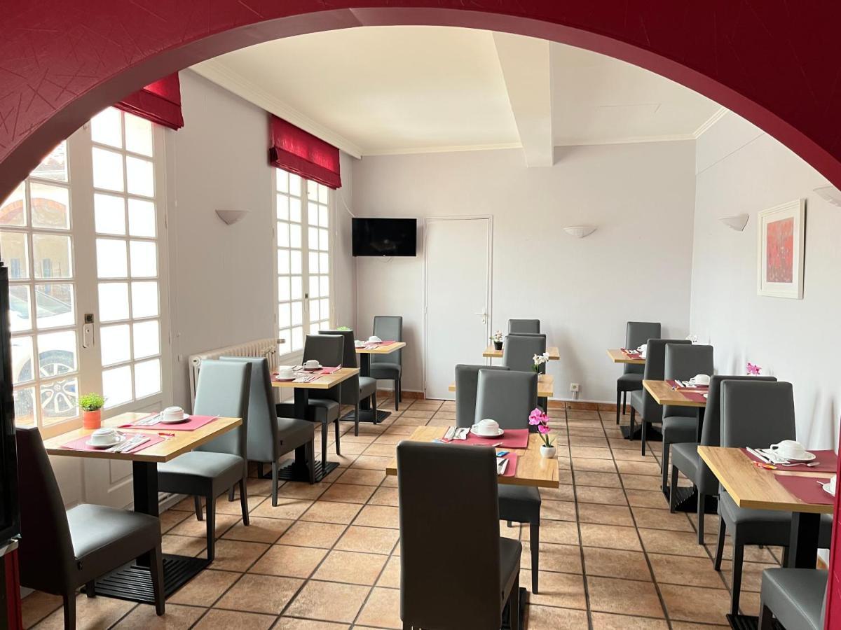 Logis Hotel L'Arche De Noe Ngoại thất bức ảnh