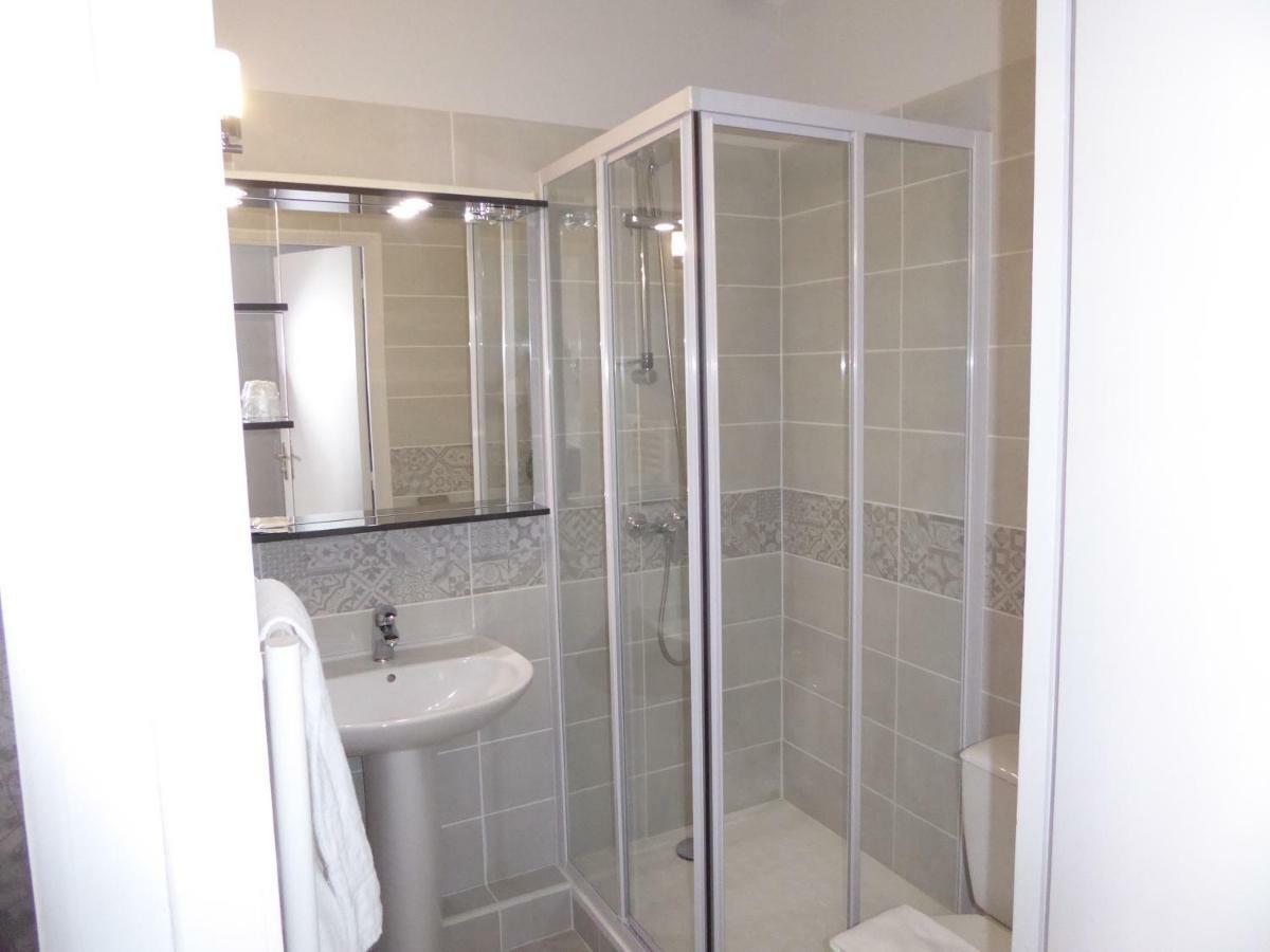 Logis Hotel L'Arche De Noe Ngoại thất bức ảnh