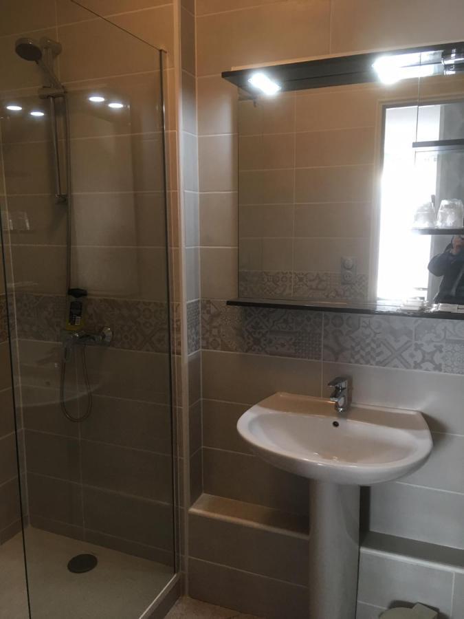 Logis Hotel L'Arche De Noe Ngoại thất bức ảnh
